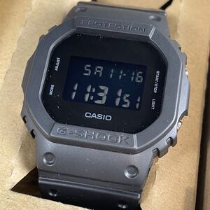 ★ 美品 CASIO カシオ 腕時計 DW-5600BB G-SHOCK 　G-ショック 逆輸入モデル クォーツ 20気圧防水 ブラック 動作品