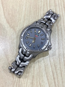 電池交換済 稼動品 TAG HEUER タグホイヤー プロフェッショナル クォーツ メンズ 腕時計 S99.213K グレー文字盤 デイト 腕回り約18.5cm前後