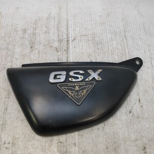 【0311-68】スズキ　GSX　イナズマ400 GK7BA？ 純正サイドカバー左