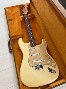 Fender USA American Vintage 62 white Stratocaster