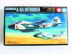 ★☆【定形外OK】未組立!タミヤ 1/100 コンバットプレーンシリーズNo.6 グラマン A-6A イントルーダー~箱に日焼有!~内袋未開封品[GE08A13]