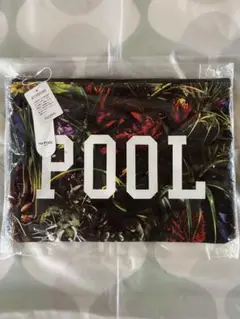 新品 タグ付き the POOL aoyama×AMKK クラッチバッグ