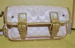 COACH⭐︎ショルダーバッグ　コーチ　ピンク