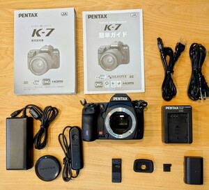 PENTAX K-7 ボディ/付属品多数/シャッター回数約1400回