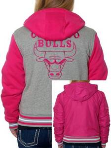 ラスト1 USA正規品 【S】 JHデザイン NBA シカゴブルズ CHICAGO BULLS リバーシブル スタジャン ピンク グレー スタジアムジャンパー