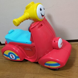 英語バイクFisher-Price フィッシャープライス Laugh & Learn ラフ＆ラーン ライドオン スクーターToddler Ride-On Scooter