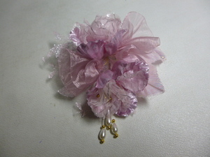 ブローチ　ピンク花のコサージュ　/入学式卒業式小物