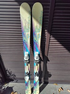 143cm スキー板　レディース