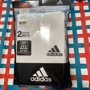 adidas アディダス VネックTシャツ　150