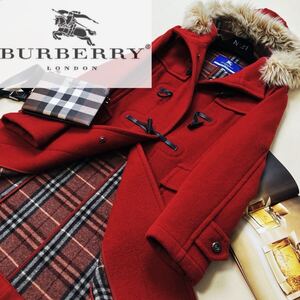 j1 美品 エレガントなファー 参考価格14万●BURBERRY BLUE LABEL ●ウールダッフルコート バーバリーコート レディース ノバチェック 38