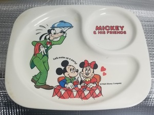 ★ディズニーMICKEY　ランチプレート★USED