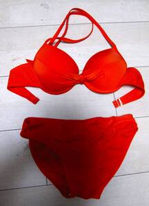 ☆ Bikini Red 鮮やか ビキニ レッド セット ☆ Mサイズ 9号 (S 7号)☆ W60cm B60cm ☆ スケスケ の カバーアップ 付き ☆ 水着 ☆