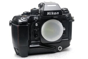 Nikon ニコン 最高峰 人気のAF高級一眼レフカメラ F4ボディ +（MB-21付）希少な作動品 （腐食無し）