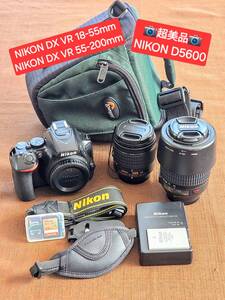 NIKON D5600 ショット数6,367 NIKKOR DX VR 18-55mm・55-200mmダブルズームキット/64GBカード/TLZ1バッグ付 ニコン デジタル一眼レフカメラ