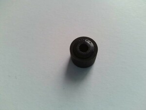 カセット修理用　ピンチローラーN 外径8mm 幅5.9mm 軸穴径2mm　1個 ★新品、定形外送料120円可