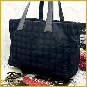 ★極美品★　CHANEL　シャネル　ニュートラベルライン トートバッグ　MM