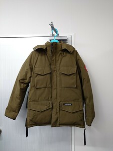 1円スタート!! CANADA GOOSE カナダグース ダウンジャケット