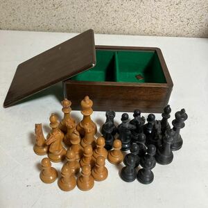 chess チェス ボード ピース ボードゲーム 時代物　木製 西洋将棋 ヴィンテージ コレクション　アンティーク　保管品