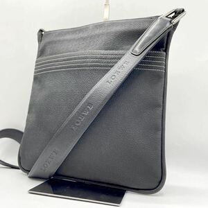 1円◎美品◎LOEWE ロエベ リピート ショルダーバッグ メッセンジャー サコッシュ アナグラム 総柄 斜め掛け レザー PVC メンズ ブラック