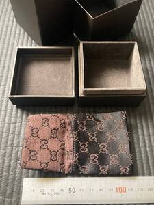 ファッション小物　☆　レア貴重　アクセサリーケース・保護袋　GUCCI グッチ　シグネチャー GG柄　小物入れ 指輪 ネックレス等