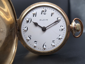 ELGIN エルジン　10金張り　KEYSTONEウォッチケース　ポーセリンダイヤル　視覚しょうがい　盲人用懐中時計 17JEWELS 手巻き 故障品