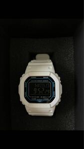 送料無料　CASIO カシオ　G-SHOCK ホワイト DW-B5600SF-7JF