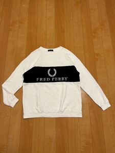 ☆FRED PERRY／フレッドペリー メンズオーバーサイズM大き目　希少超BIGロゴ刺繍入・長袖スウェットシャツ　白黒トレーナー 春秋冬 /ポロ