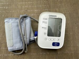 自動電子血圧計オムロン上腕式血圧計 HEM-7130 シリーズHEM-7131★動作品