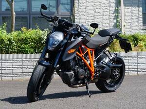 【個人出品】検R8.4月迄　2016年式 KTM 1290 SUPER DUKE R　Beast1.0【タイヤ新品】