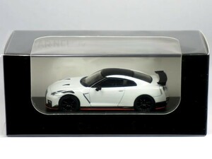 1/64 日産 GT-R NISMO (R35) 2020 ブリリアントホワイトパール (CN640027)