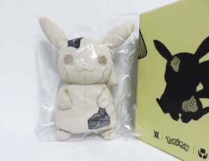 送料無料 定価3.1万 新品 Daniel Arsham × Pokemon PIKACHU PLUSH ベージュ ダニエル アーシャム ピカチュウ ポケモン ぬいぐるみ