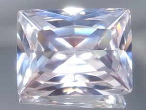 19.11ct 15ｘ11㎜up バケットプリンセスカット・特大キュービックジルコニア 人の手が一切触れていない完全未使用新品