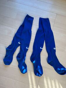 SALE★N NIKE サッカーソックス　青