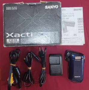 SANYO Xacti 充電・動作確認 ・箱・付属品ありDMX-CG10 