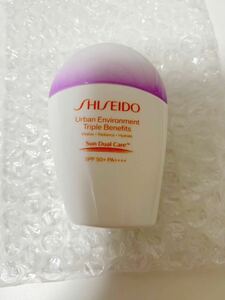 資生堂SHISEIDO　アーバン　トリプル　ビューティー　 サンケア　エマルジョン30ml SPF50+・PA++++ 新品未使用 箱なし