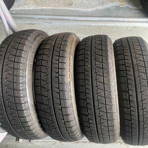 155/65R14 ブリヂストン ブリザックレボGZ 中古スタッドレスタイヤ４本セット　2016年製　送料無料残溝有り