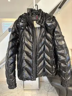 MONCLER　ダウンジャケット