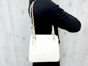 美品 CHANEL シャネル キャビアスキン ゴールドチェーン ココマーク マトラッセ ヴィンテージ ショルダーバッグ バッグ レザー 白 76690