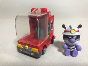 美品 絶版 アンパンマンミュージアム GOGOミニカー ばいきん消防車 はたらく のりもの シリーズ フィギュア バイキンマン 人形 車