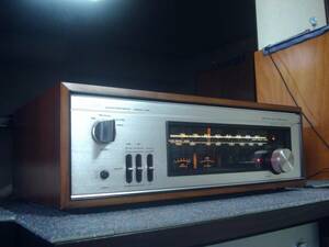 FM/AM チューナー LUXMAN T-300V メンテナンス 修理、調整済完動品 全電球LED化、DARC多重放送ノイズ対策済み　かなりの美品です G6200461