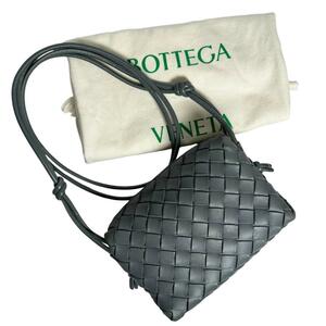 BOTTEGA VENETA ボッテガヴェネタ ミニループ カメラバッグ イントレチャート クロスボディ ゴールド レディース ショルダーバッグ レザー