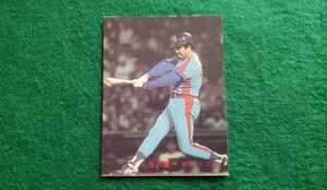 カルビー　1982年プロ野球カード　No.680　中日ドラゴンズ 谷沢健一 選手　(82年)