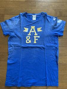 アバクロ　Abercrombie & Fitch BLU S Tシャツ