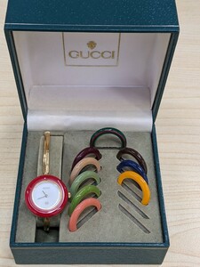 ●【電池交換済み/稼働品】 GUCCI グッチ チェンジベゼル 11/12 白文字版 バングルウォッチ レディース 腕時計 クォーツ 箱付き