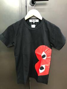 COMME des GARCONS PLAY　黒Tシャツ　レディースSサイズ　YZ-T59