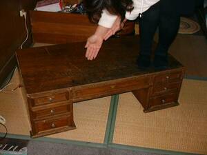 ★　着払い　値下げ　昭和レトロ　アンティーク家具机　かなり古い物です