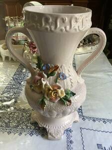 カポディモンテ　イタリア製　大きな花瓶　置き物　薔薇