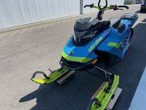 ski-doo ２０１８　Ｇ４　１７５　ＳＨＯＴ　ＳＵＭＭＩＴ　Ｘ　低走行　