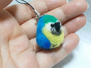 羊毛フェルト ハンドメイド コロコロ野鳥　小鳥　南国　ルリコンゴウインコちゃん ストラップ 