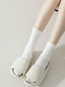 レディース 靴下 クルーソックス 女性用靴下 ブラック&ホワイト シンプルなパイルのある柄 6足セット